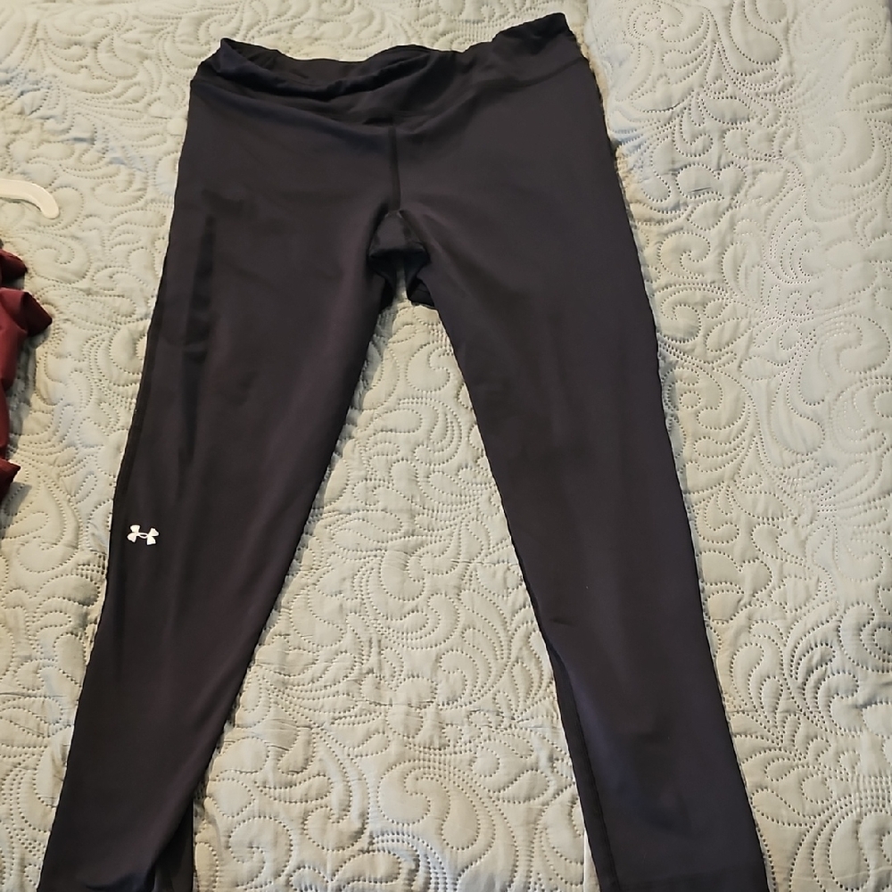 Under Armour Women's Black Compression Leggings with Logo